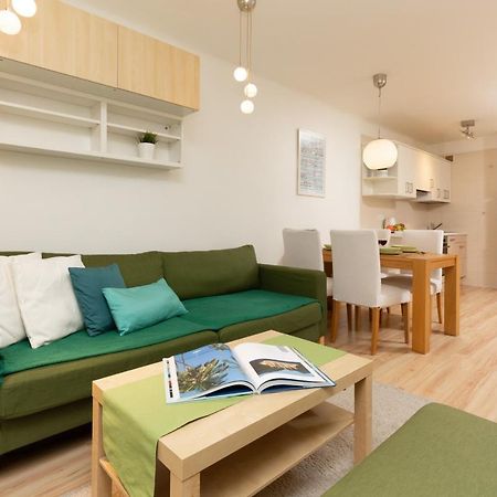 Apartments Warsaw Zelazna By Noclegi Renters Eksteriør billede